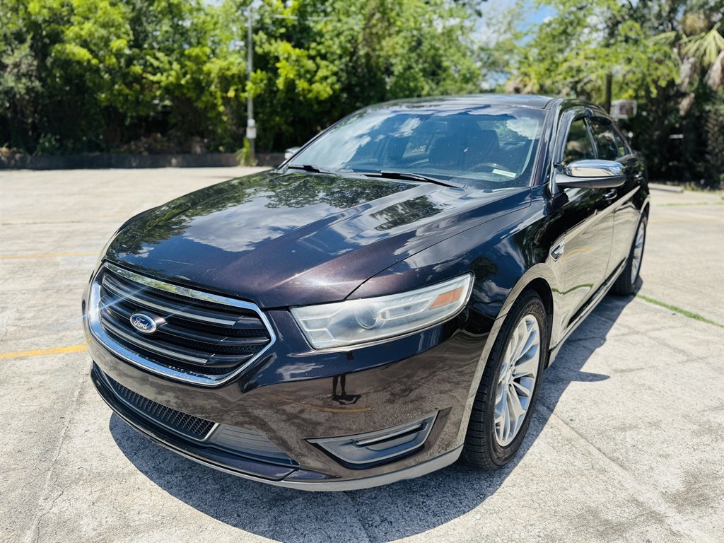 2014 Ford Taurus