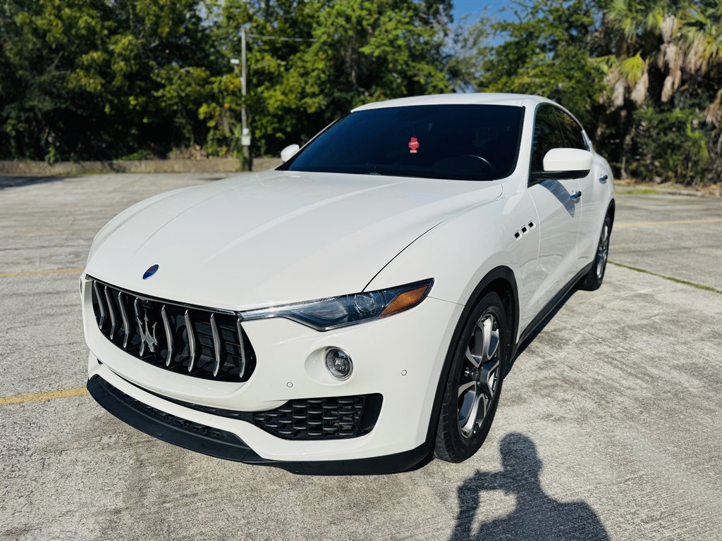 2017 Maserati Levante Base