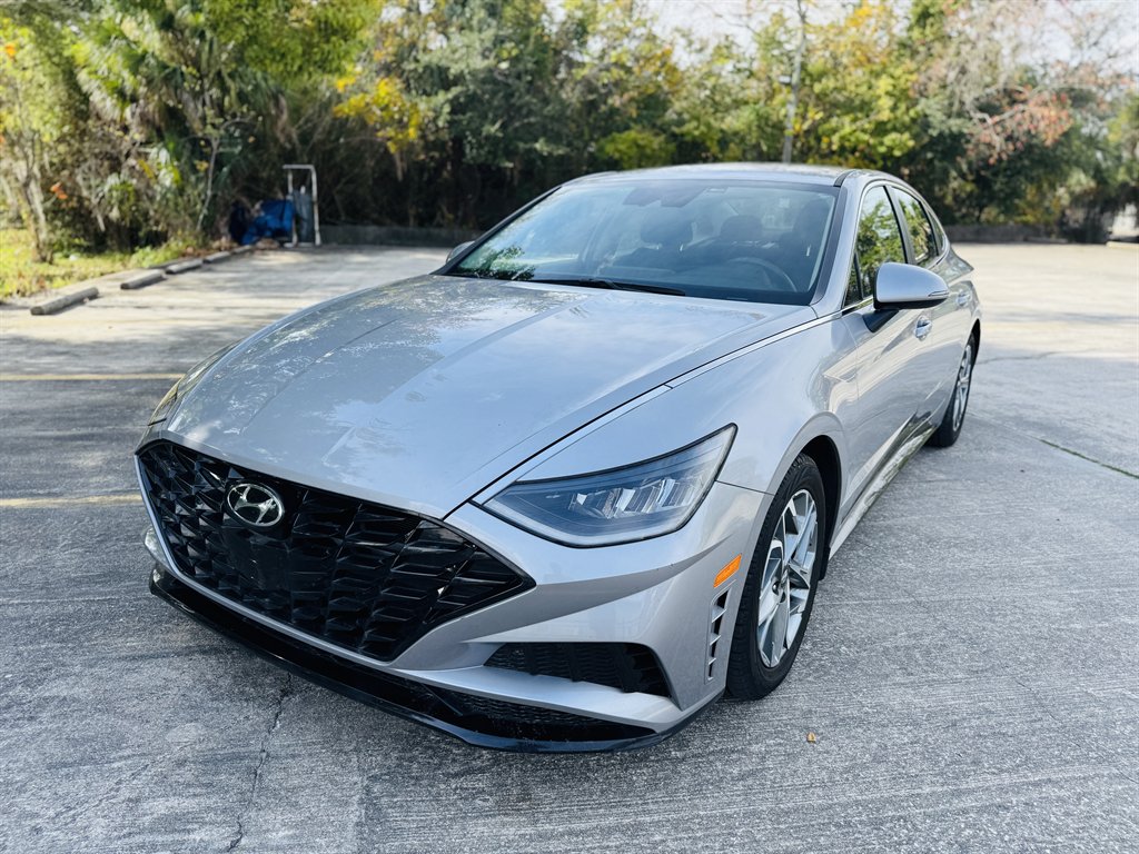 2023 Hyundai Sonata SEL's photo